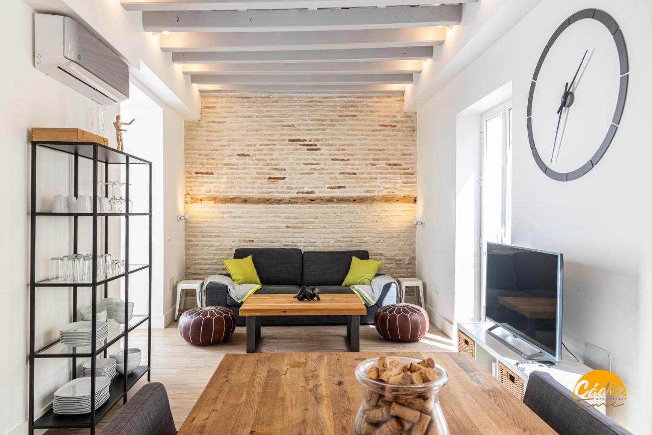 Tiles Home By Cadiz Time エクステリア 写真